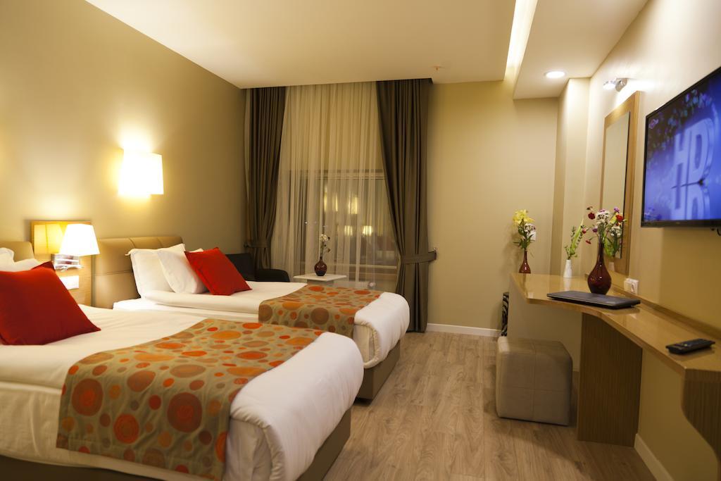 Grand Plaza Hotel Istanbul Bagian luar foto